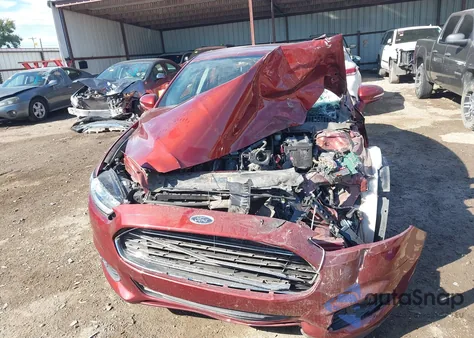 2014 Ford Fusion Se из США, поврежденный, VIN 3FA6P0H78ER386557